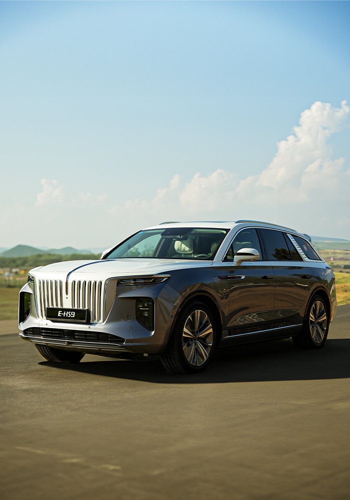 Luxury car photography in Dubai